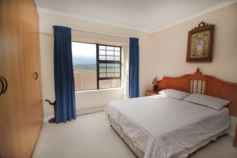 3 Bedroom Property for Sale in Reebok Western Cape